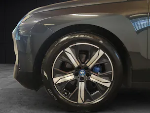 BMW iX xDrive50