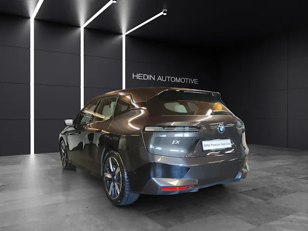 BMW iX xDrive50
