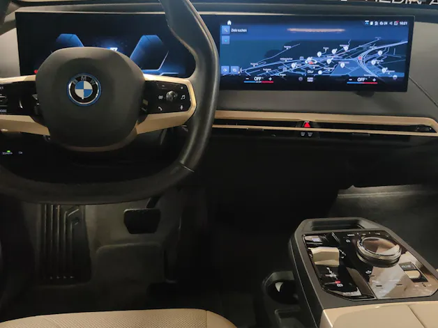 BMW iX xDrive50