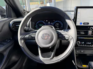 Toyota Yaris Cross 1.5 VVT-i HSD Premium AWD-i