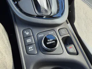 Toyota Yaris Cross 1.5 VVT-i HSD Premium AWD-i