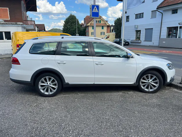 VW Passat Alltrack 2.0 TDI 140 BlueMT 4motion