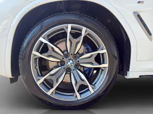 BMW X4 M40d
