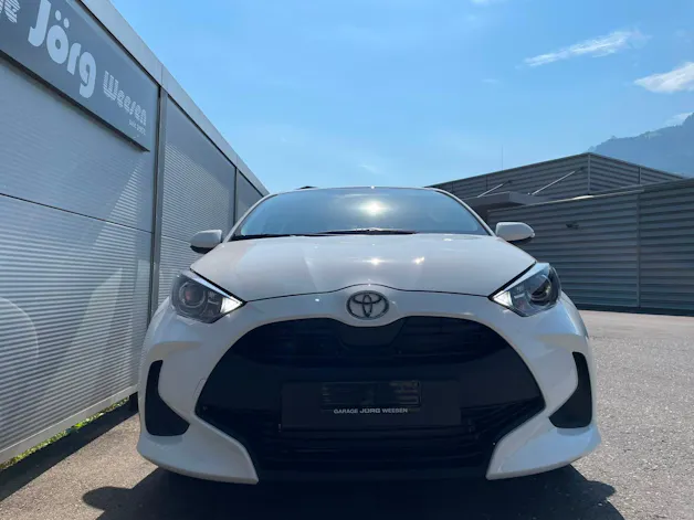Toyota Yaris 1.5 VVT-i HSD Comfort