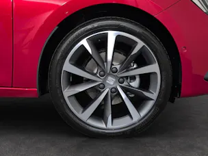 SEAT Leon 1.5 eTSI mHEV DSG FR