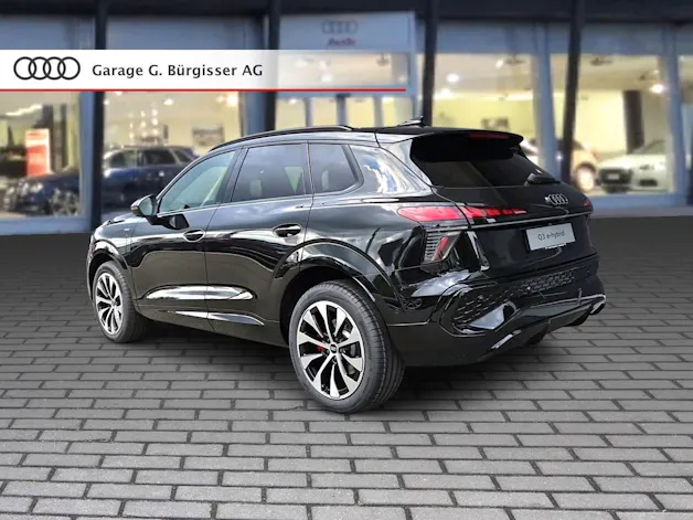 Audi Q3 SUV e-hybrid 200 kW S tronig Mythosschwarz Metallic