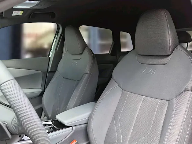 Audi Q3 SUV e-hybrid 200 kW S tronig Mythosschwarz Metallic
