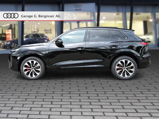 Audi Q3 SUV e-hybrid 200 kW S tronig Mythosschwarz Metallic