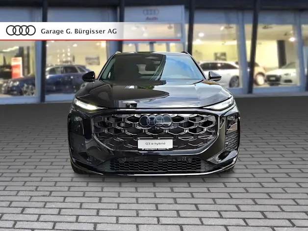 Audi Q3 SUV e-hybrid 200 kW S tronig Mythosschwarz Metallic