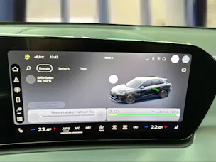 Audi Q3 SUV e-hybrid 200 kW S tronig Mythosschwarz Metallic