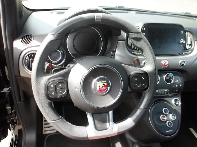 Fiat 595 1.4 16V Turbo Abarth Turismo Dualogic