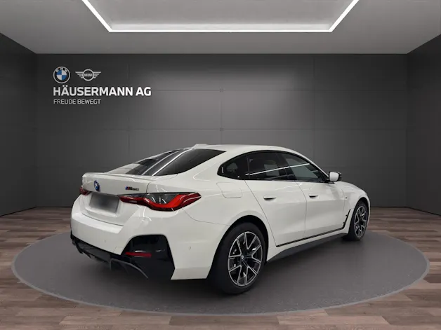 BMW i4 M50