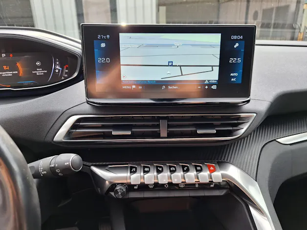 Peugeot 3008 1.5 BlueHDi Allure EAT8