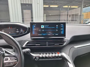Peugeot 3008 1.5 BlueHDi Allure EAT8