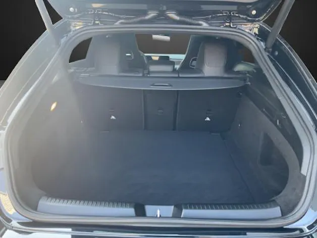 MERCEDES-BENZ CLA SB 250 AMG Line 4M 7G