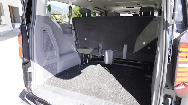 VW Caravelle 2.0 TDI Life LWB 4 Motion Aut 8