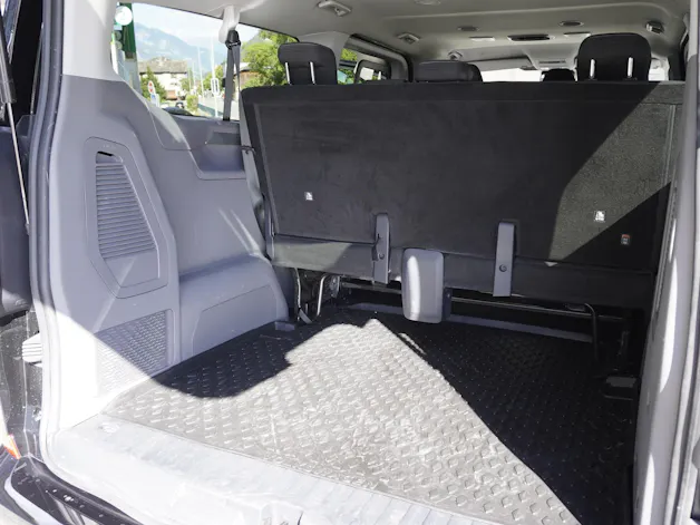 VW Caravelle 2.0 TDI Life LWB 4 Motion Aut 8