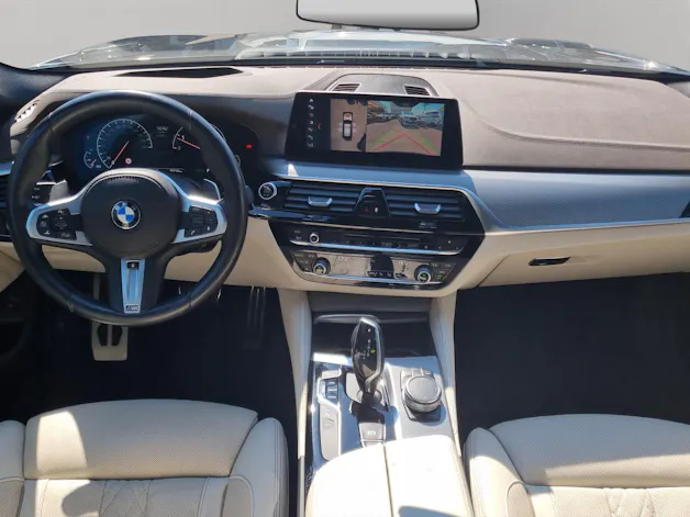 BMW 540i xDrive Touring Steptronic MSport