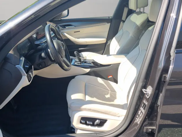 BMW 540i xDrive Touring Steptronic MSport