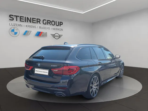 BMW 540i xDrive Touring Steptronic MSport