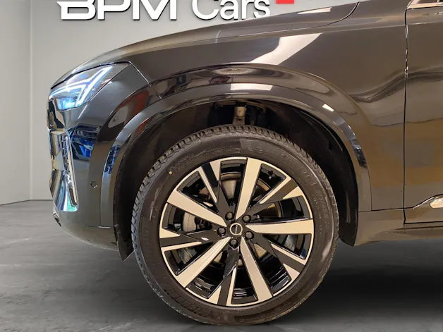 VOLVO XC90 B5 Benzin Mild Hybrid AWD Plus Bright Geartronic