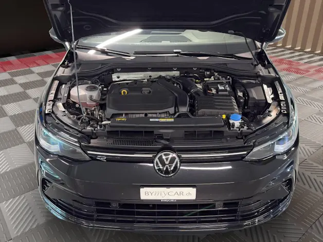 VW Golf 1.5 eTSI mHEV ACT R-Line DSG
