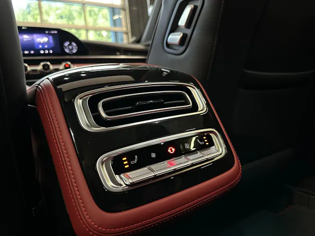 OMODA 9 PHEV SHS Exclusive AWD (Grau Matt)