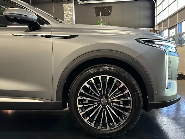 OMODA 9 PHEV SHS Exclusive AWD (Grau Matt)