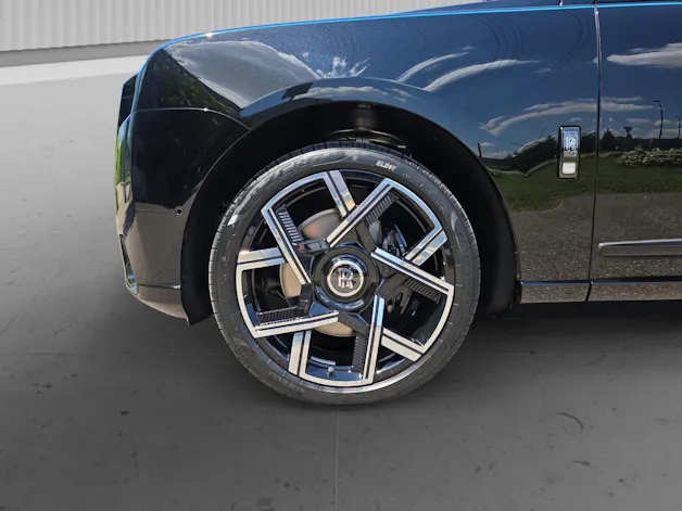 Rolls Royce ROLLS-ROYCE Cullinan Serie II - Black Badge - Neuwagen