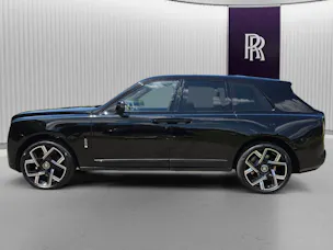 Rolls Royce ROLLS-ROYCE Cullinan Serie II - Black Badge - Neuwagen