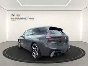 BMW iX M70 xDrive