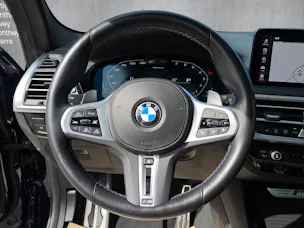 BMW X3 M40i Travel Individual