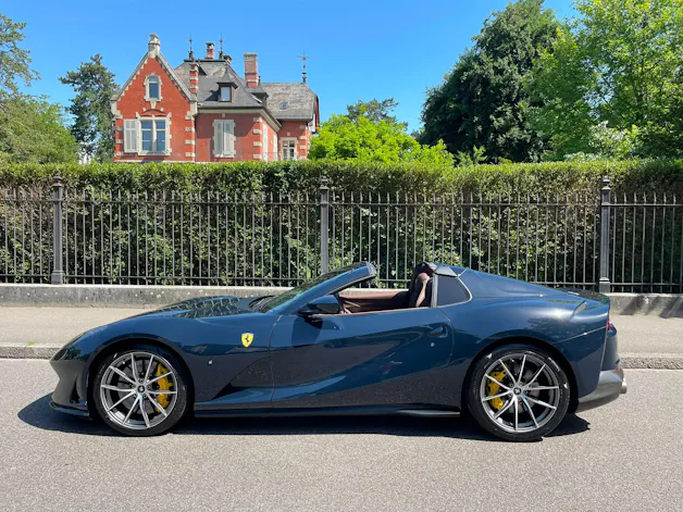 Ferrari 812 GTS