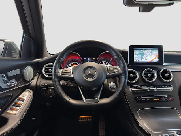 Mercedes-Benz GLC 300 AMG Line 4MATIC