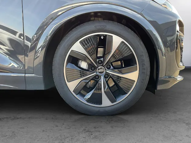 Audi Q6 e-tron quattro