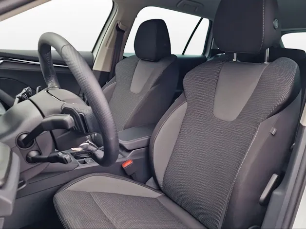 Škoda Octavia Combi 2.0 TDI DSG Ambition