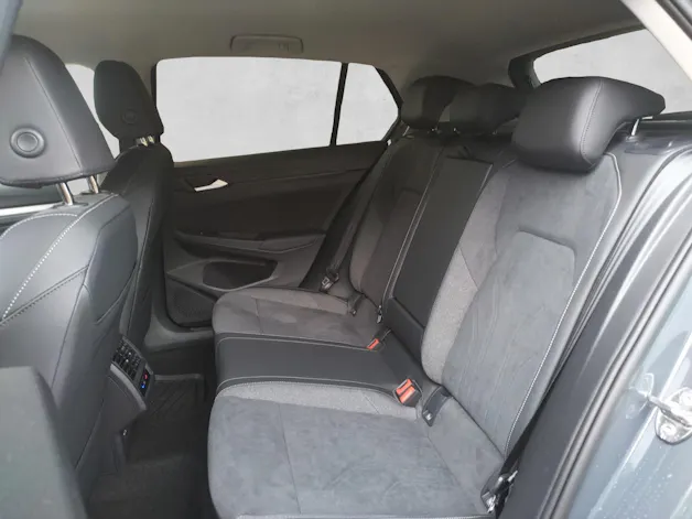 VW Golf 1.5 TSI PHEV Style