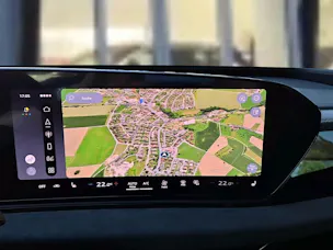 Audi A6 Avant e-tron quattro Mythosschwarz Metalic