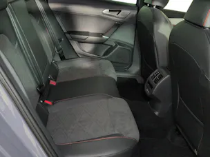 SEAT Leon 1.5 eTSI mHEV DSG FR