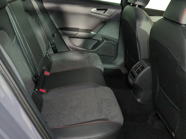 SEAT Leon 1.5 eTSI mHEV DSG FR