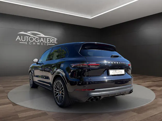 PORSCHE Cayenne Platinum Edition | CH Swiss Package | Porsche Approved bis 06/2027 | Luftfederung | Komfortsitze | 21" |