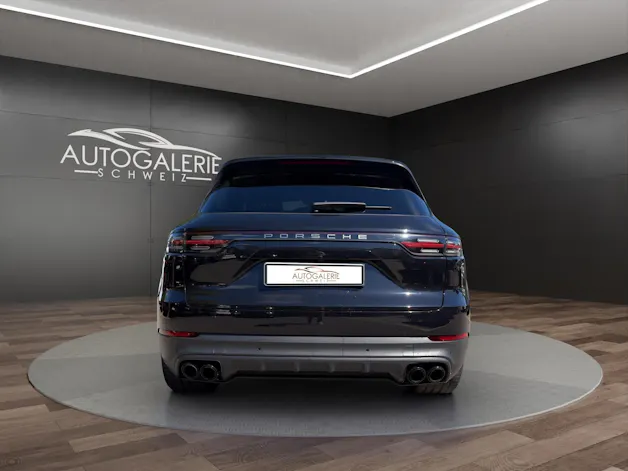 PORSCHE Cayenne Platinum Edition | CH Swiss Package | Porsche Approved bis 06/2027 | Luftfederung | Komfortsitze | 21" |