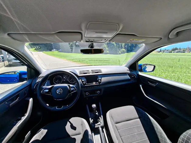 Škoda Fabia 1.0 TSI Ambition *ab MFK+8-fach bereift*