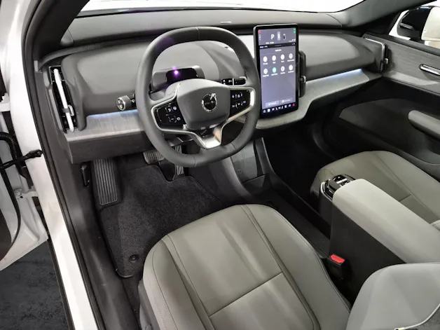 Volvo EX30 CC E60 Twin Performance AWD