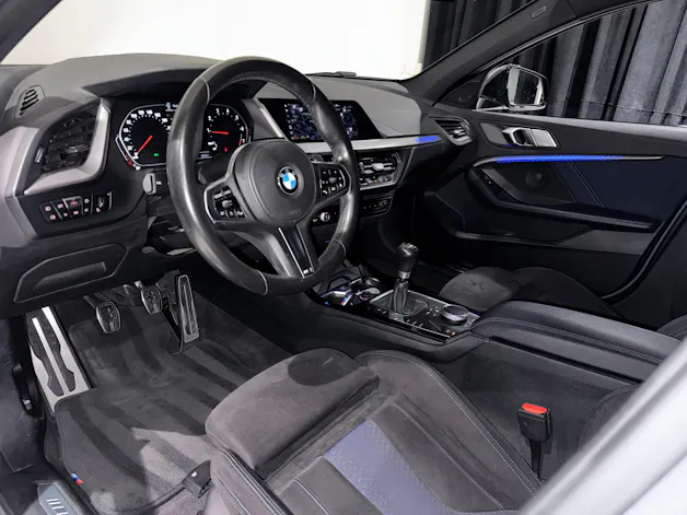 BMW 118i M Sport | CH | 1.Hand |
