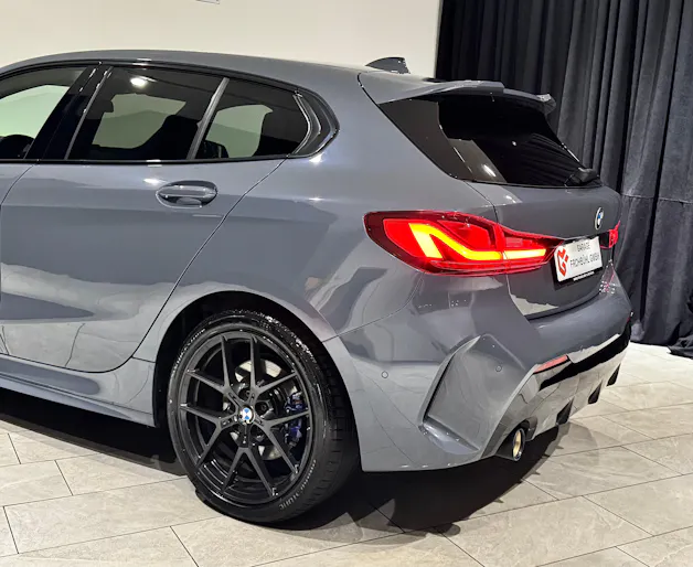 BMW 118i M Sport | CH | 1.Hand |