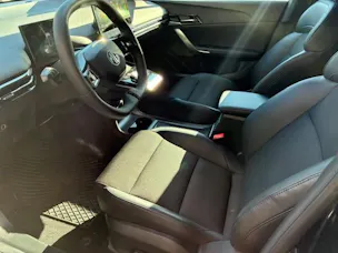 MG Luxury
