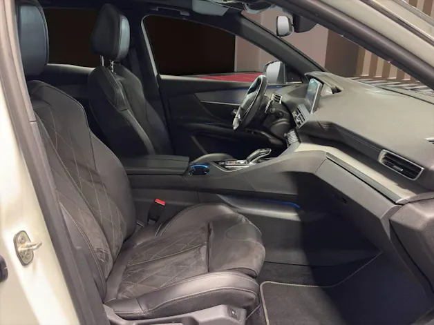 PEUGEOT 3008 2.0 BlueHDi GT EAT