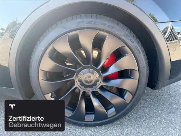Tesla Model Y Performance