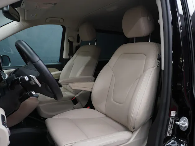 Mercedes-Benz V 300 d Swiss Edition Extralang 4M